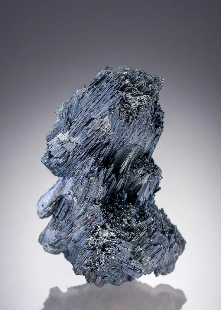 Betekhtinite image