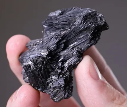 Betekhtinite