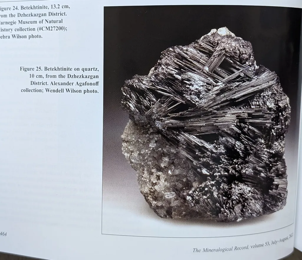 Betekhtinite on Quartz (Illustrated!) - image 4