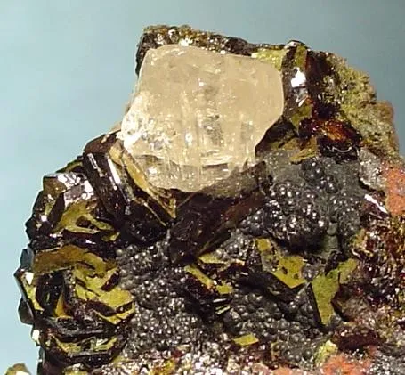 Beudantite, Arsentsumebite, Cerussite - image 2