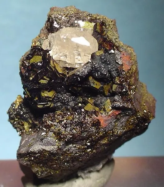 Beudantite, Arsentsumebite, Cerussite image
