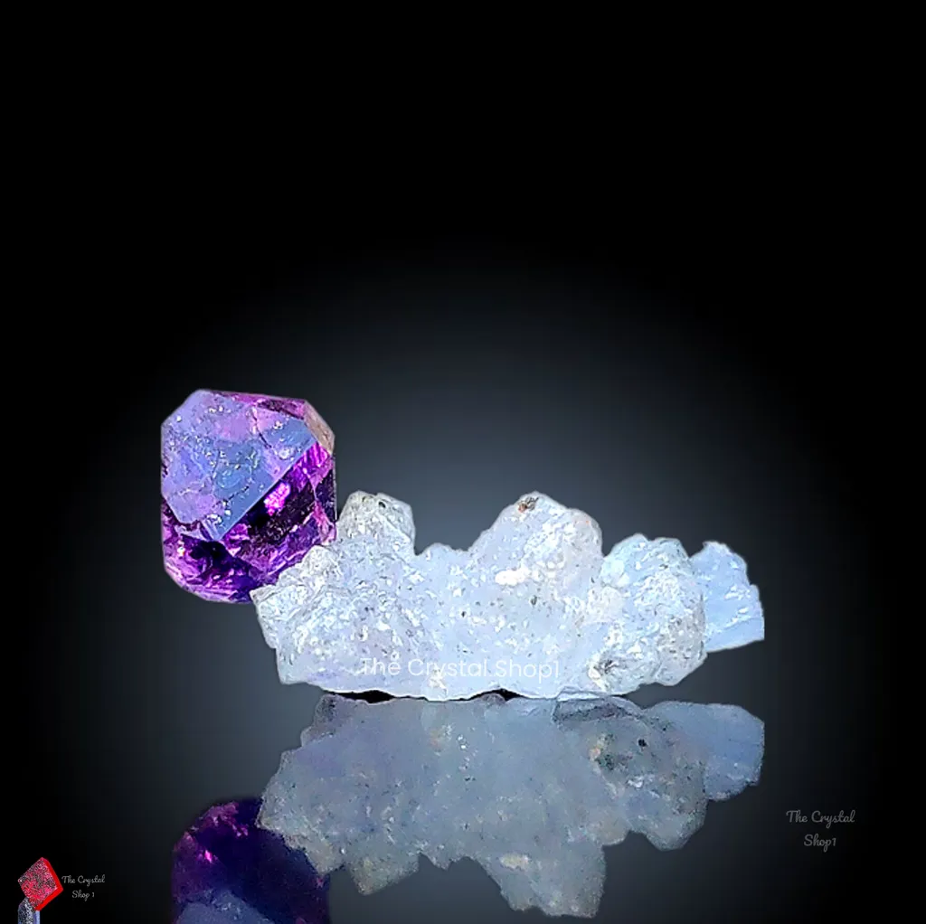 Beutiful specimen of Karur Amethyst Sceptre on Quartz image