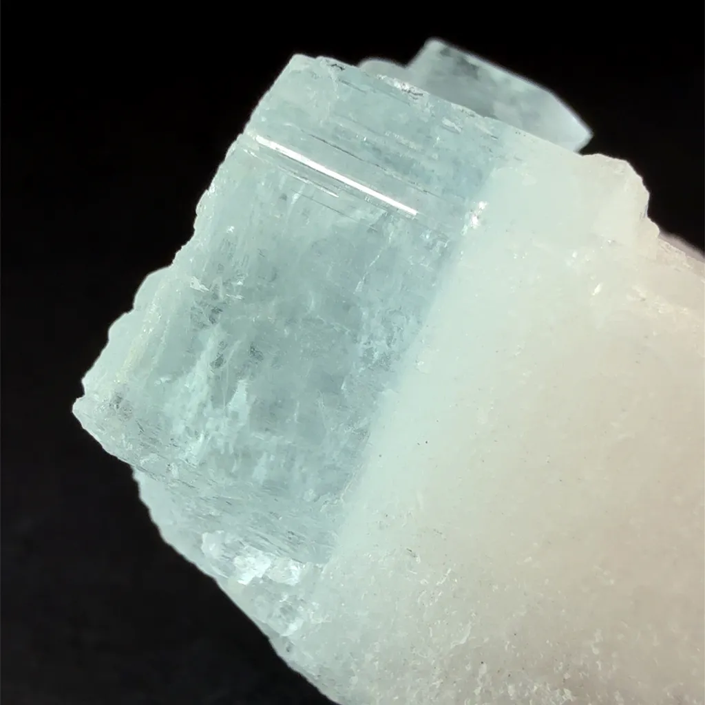 Bi-color Beryl - Pakistan, Gilgit-Baltistan, Shigar District, Shigar Valley - image 9