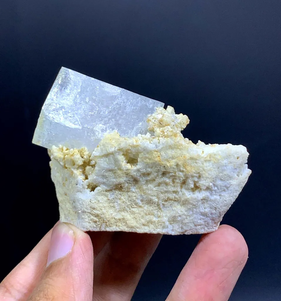 Bicolor Aqua var Morganite Crystal with Scholr Inclusions, Bicolor Beryl from Pakistan - image 4
