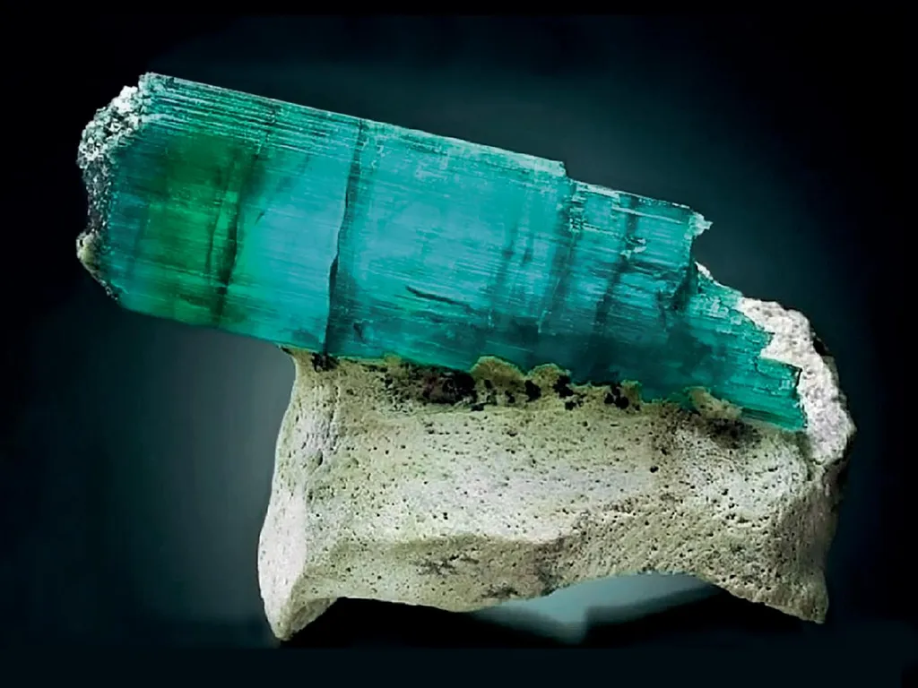 Bicolor Elbaite, Albite image