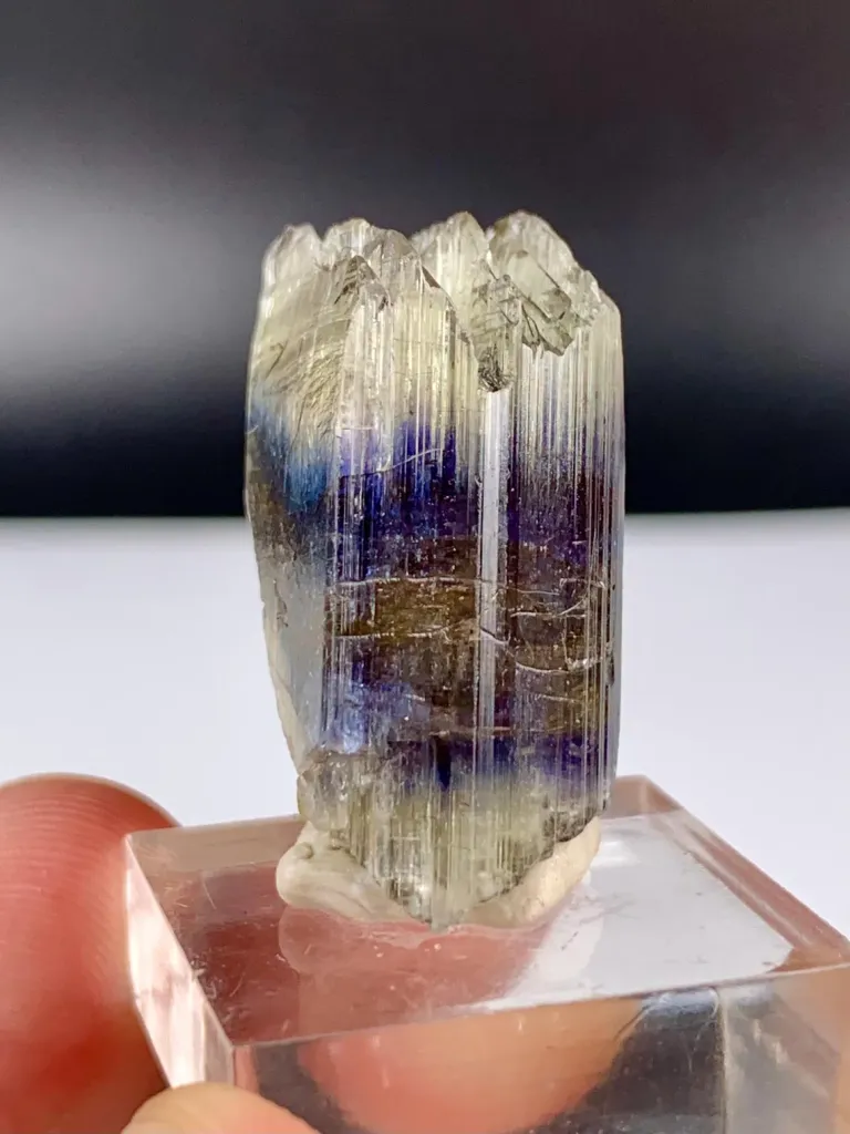 Bicolor Tanzanite from Tanzania - image 6