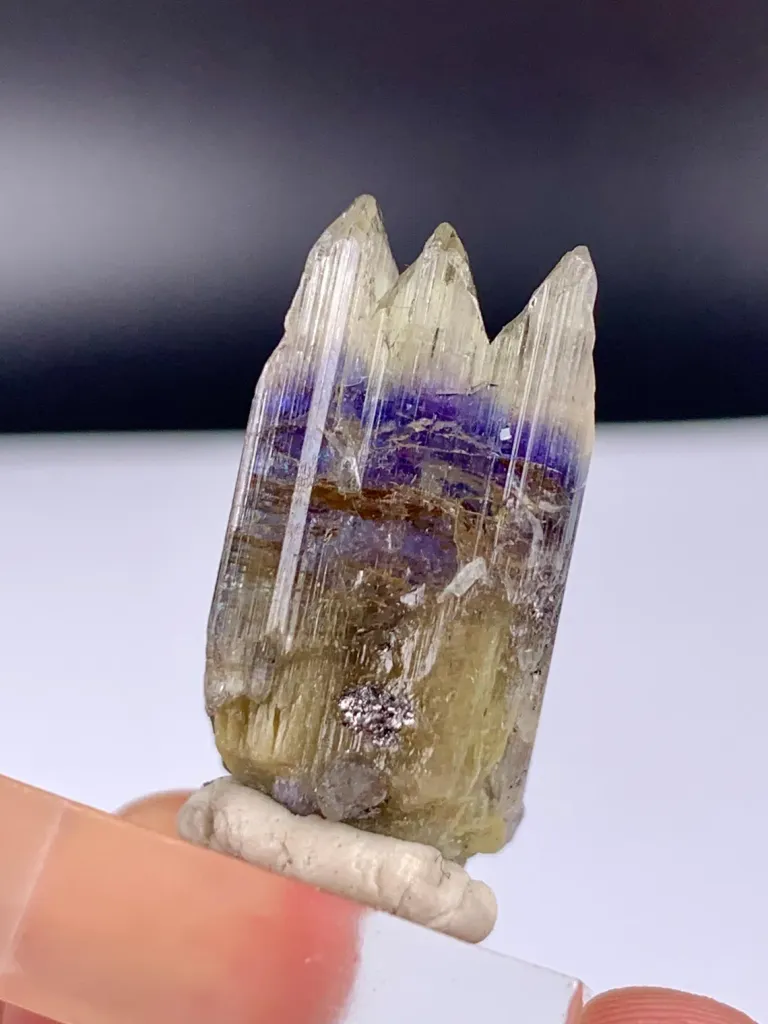 Bicolor Tanzanite from Tanzania - image 8