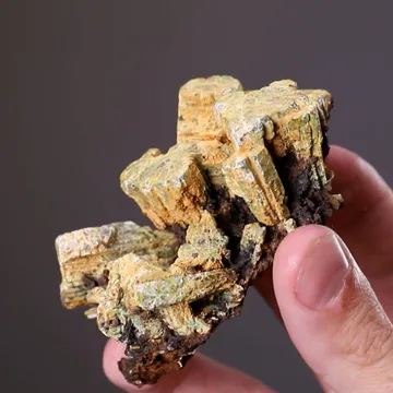 Bindheimite pseudomorph after Bournonite
