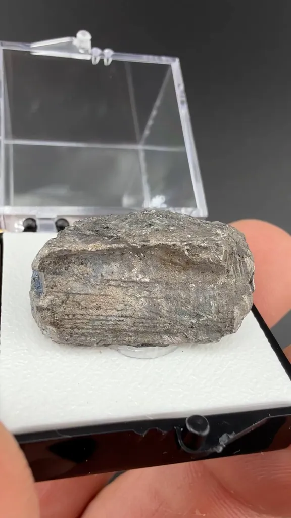 Bismuth - image 1