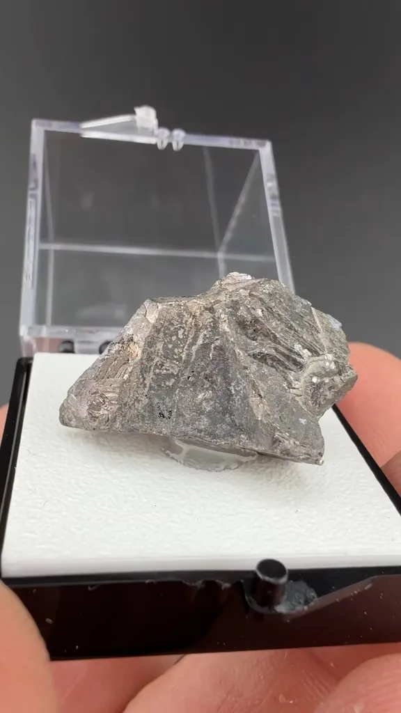 Bismuth - image 1