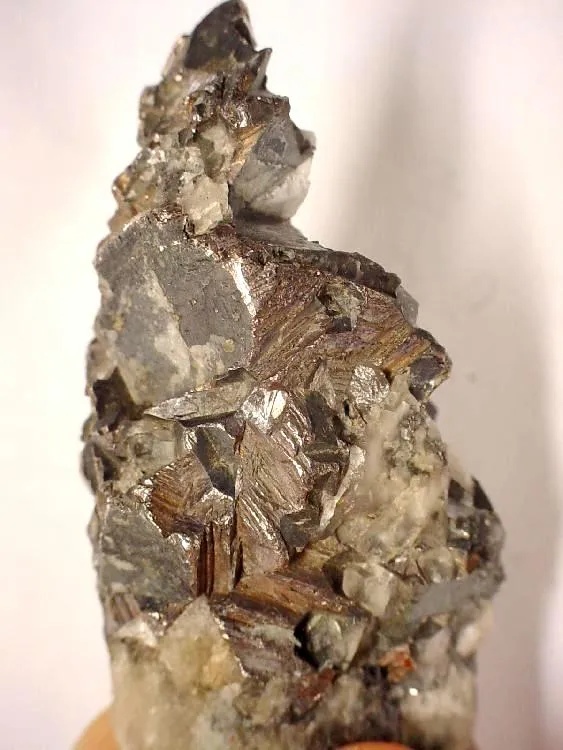 Bismuth image