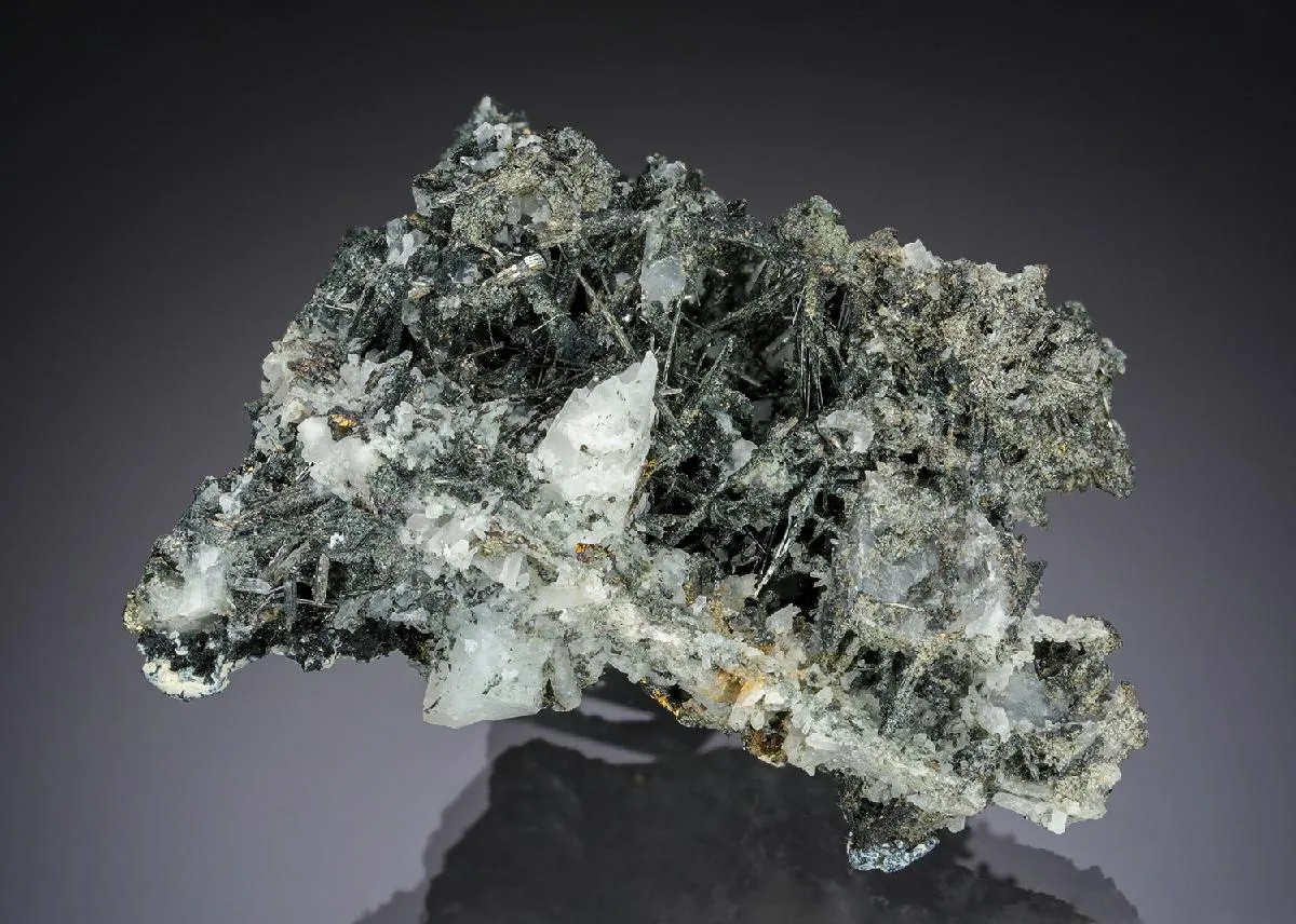 Bismuthinite - image 1