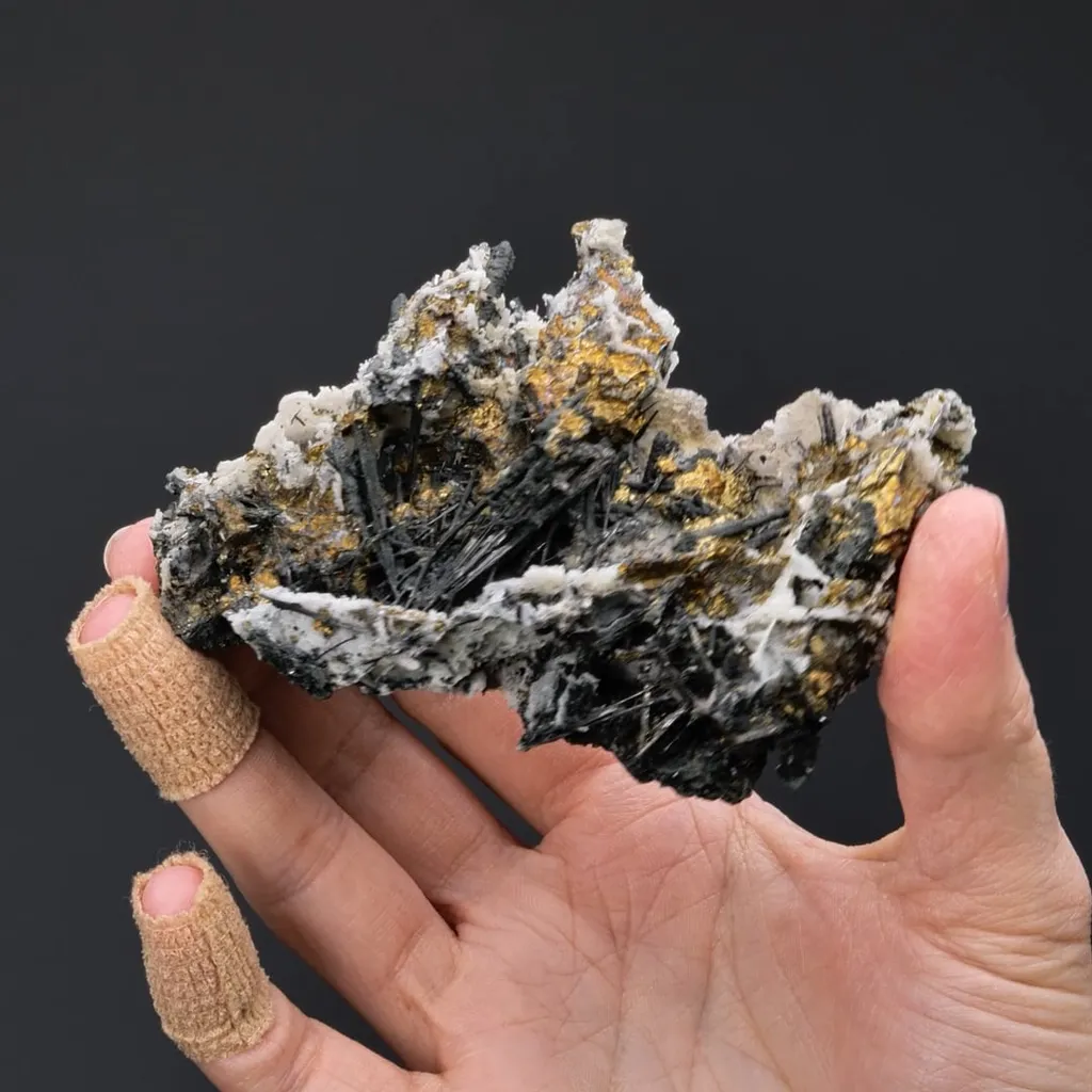 Bismuthinite with Chalcopyrite - image 2