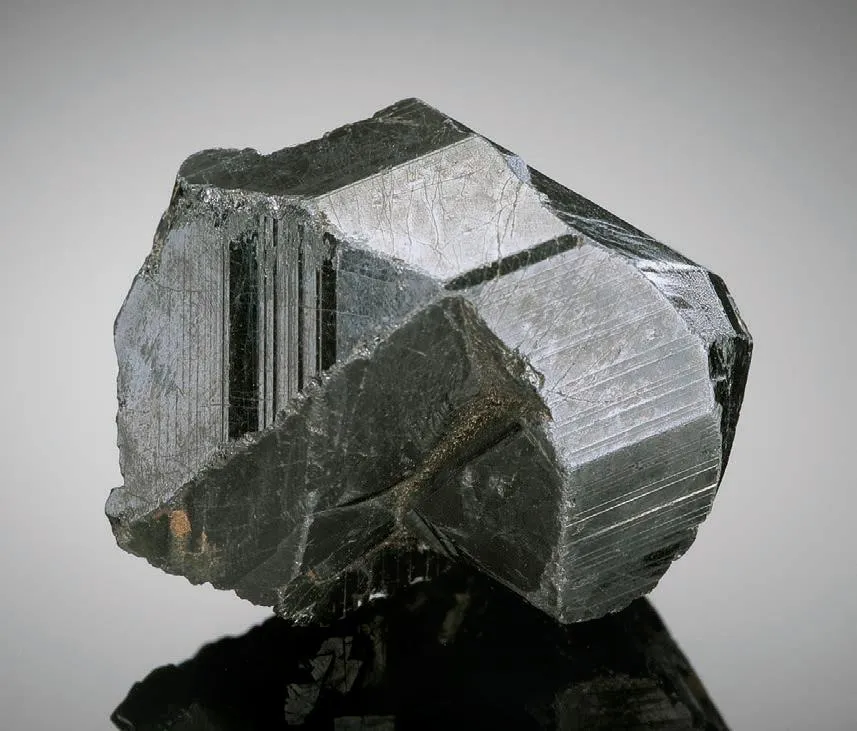 Bismutotantalite - image 1