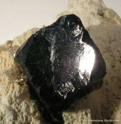 Bixbyite - image 3
