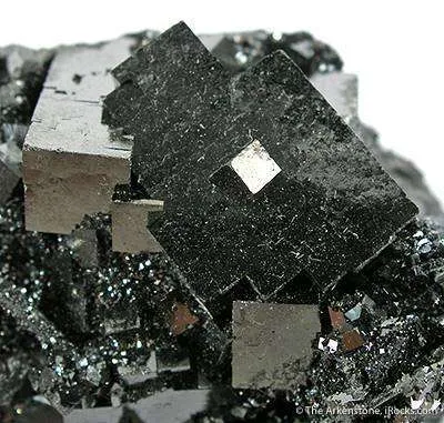 Bixbyite - image 2