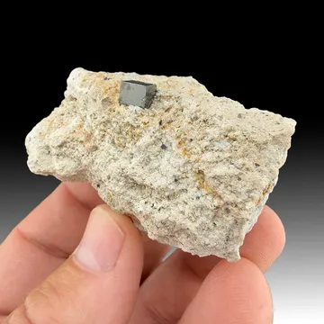 Bixbyite