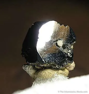 Bixbyite - image 4