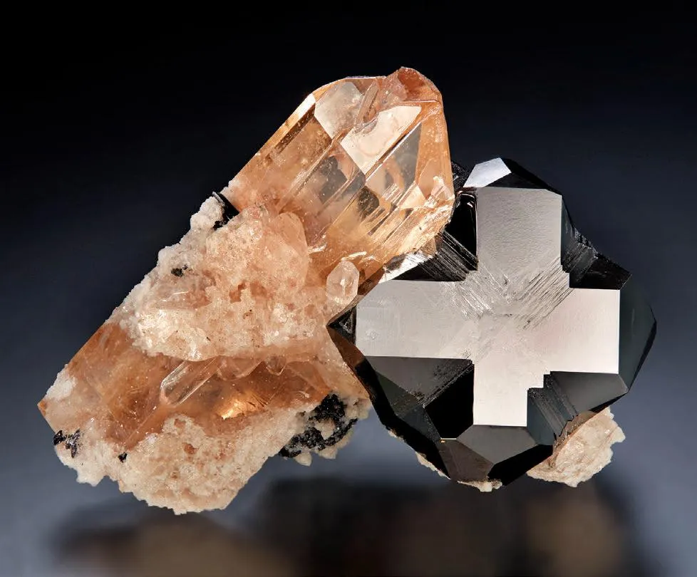 Bixbyite, Topaz image