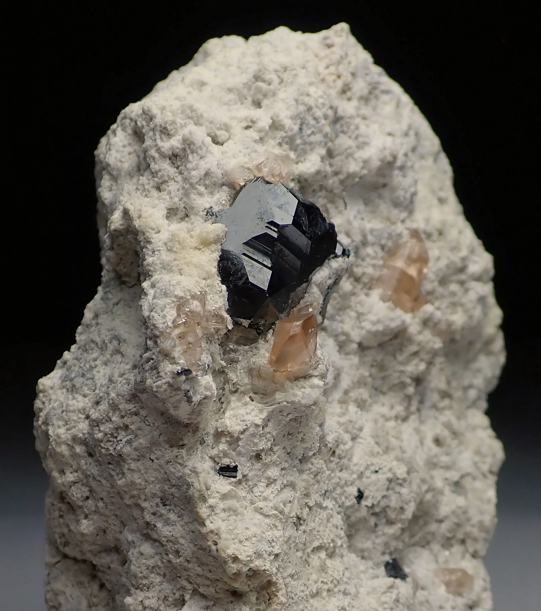 Bixbyte with Topazs - image 4