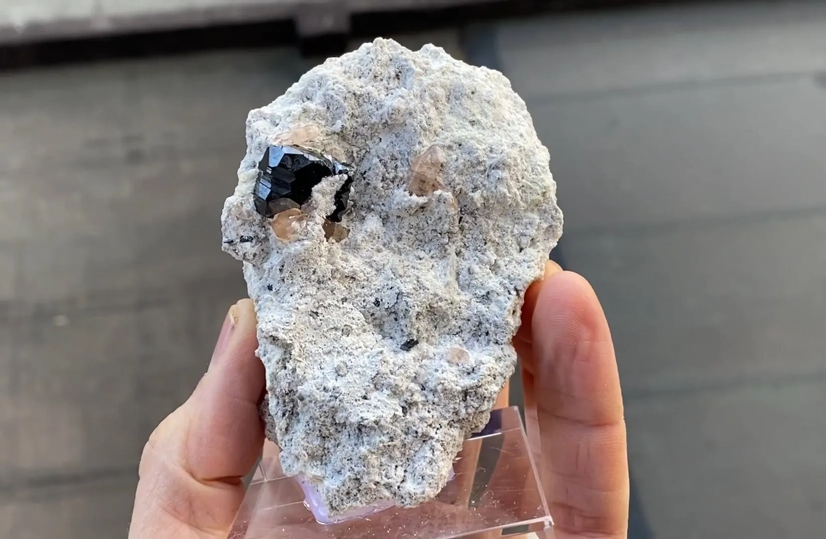 Bixbyte with Topazs - image 5