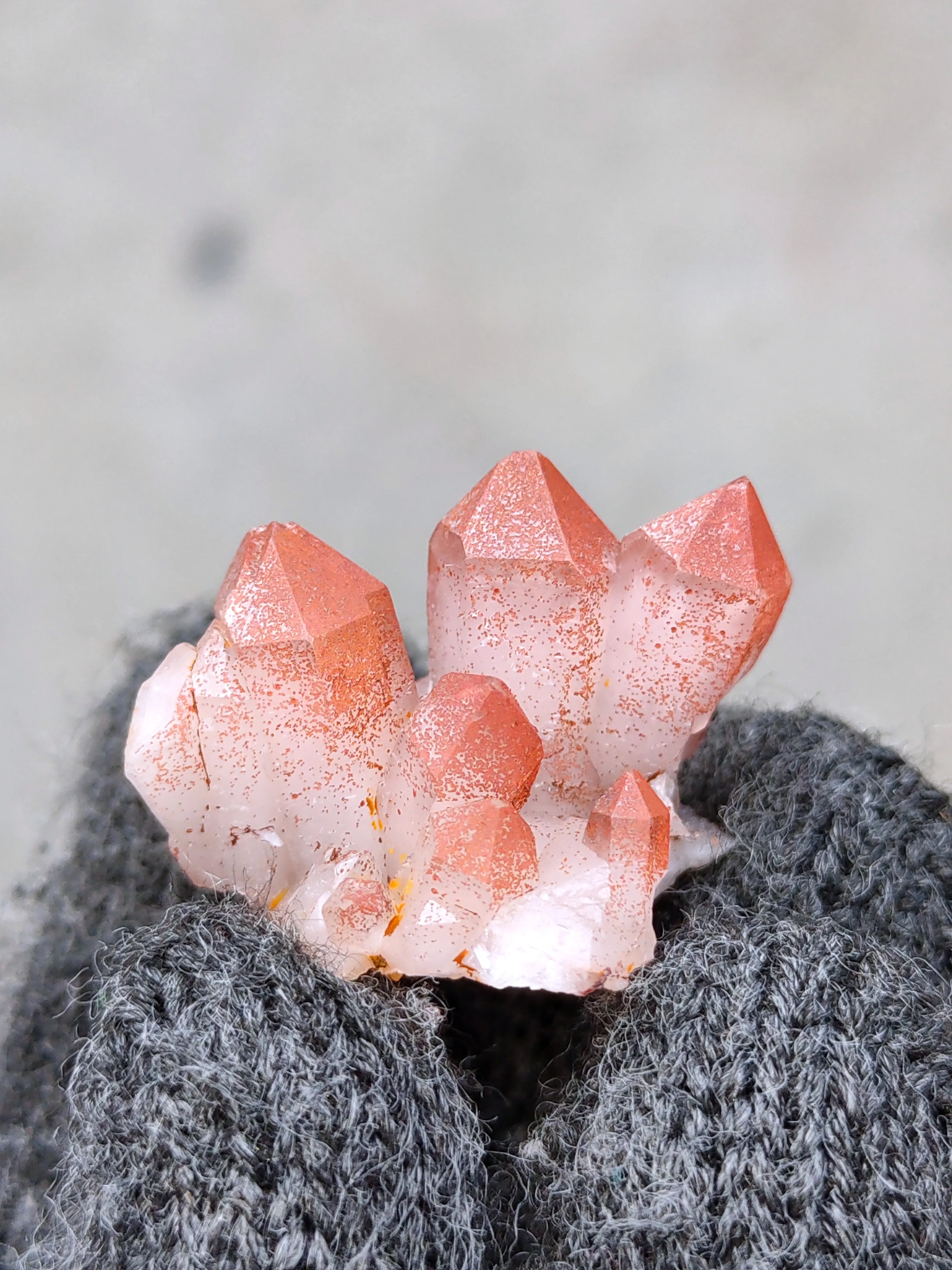Blood Dots on Quartz. Red Hematite On Quartz - image 2