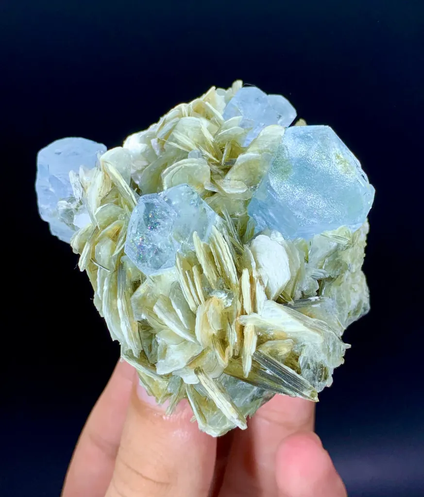 Blue Aquamarine Crystal Cluster from Pakistan - image 2