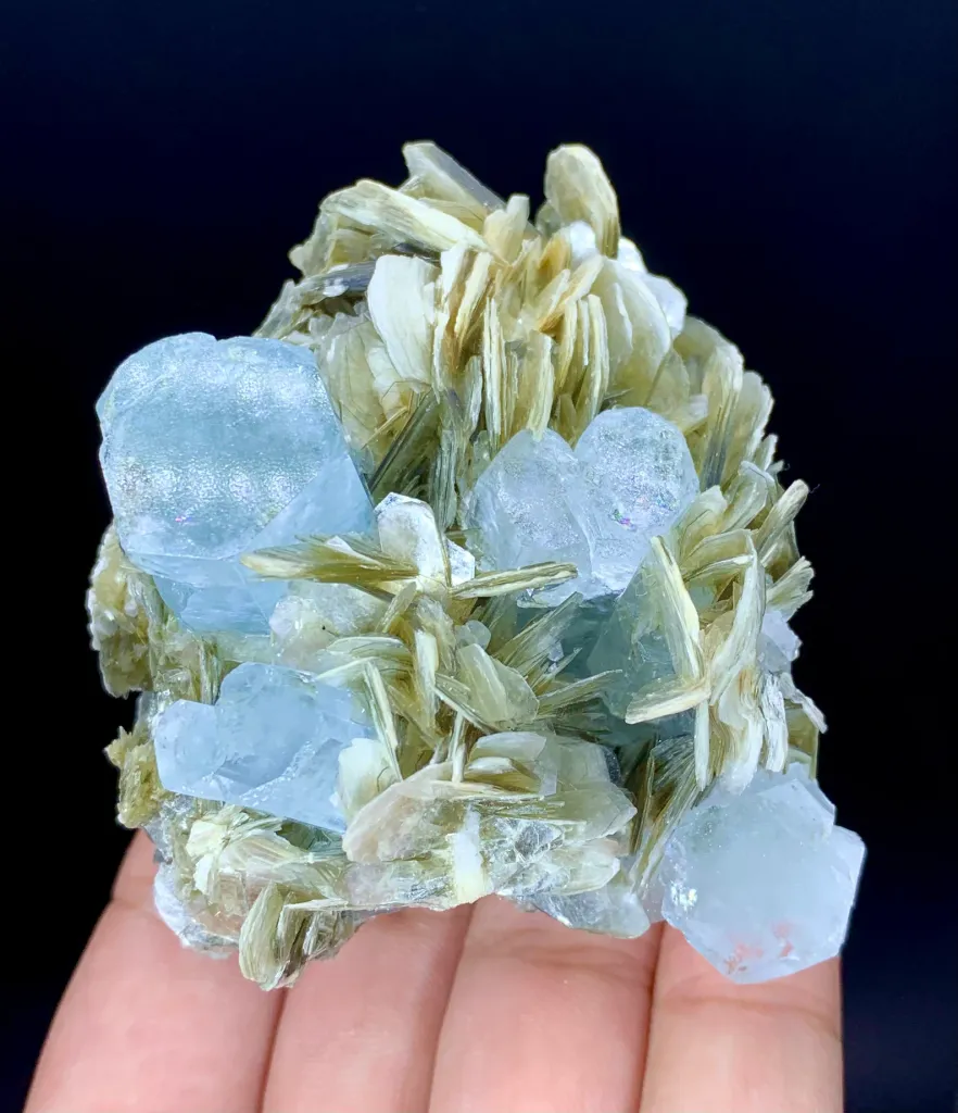 Blue Aquamarine Crystal Cluster from Pakistan - image 9