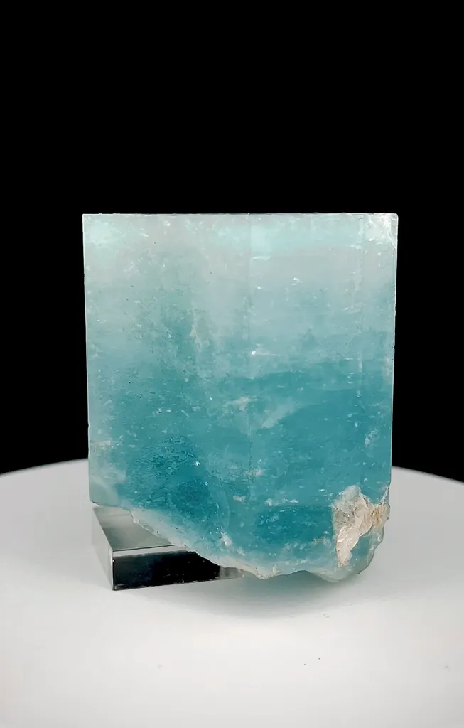 Blue Aquamarine Crystal from Pakistan, image