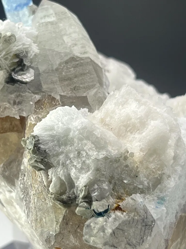 Blue Cap Aquamarine from Pakistan, Gilgit-Baltistan, Roundu District, Haramosh Mts. - image 8