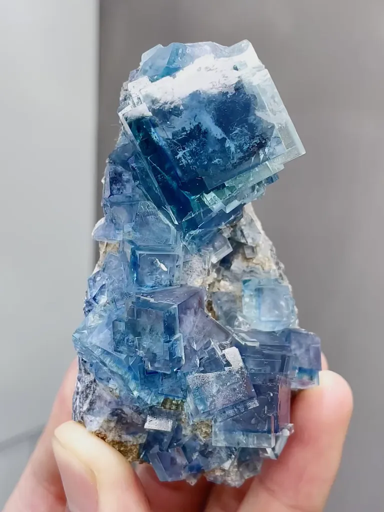 Blue Cubic Phantom Fluorite comes from Xianghualing,Hunan 75*45*30MM image
