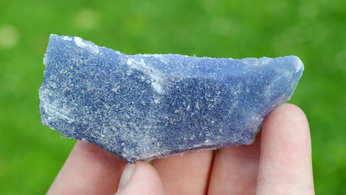 Blue fibrous halite 93 grams - Wittelsheim, Mulhouse, Haut-Rhin, Alsace, France - image 4