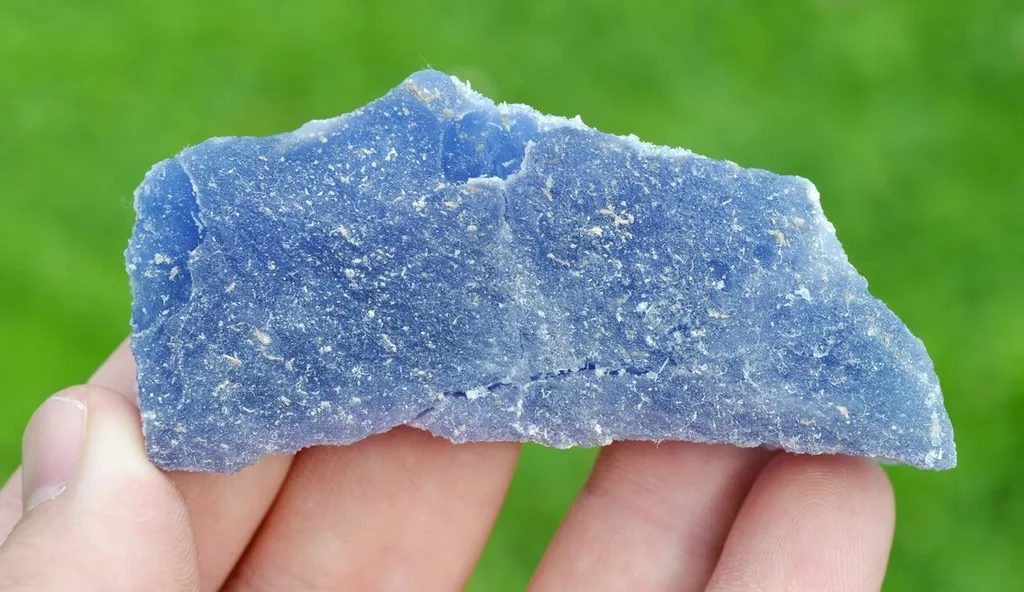 Blue fibrous halite 93 grams - Wittelsheim, Mulhouse, Haut-Rhin, Alsace, France - image 5
