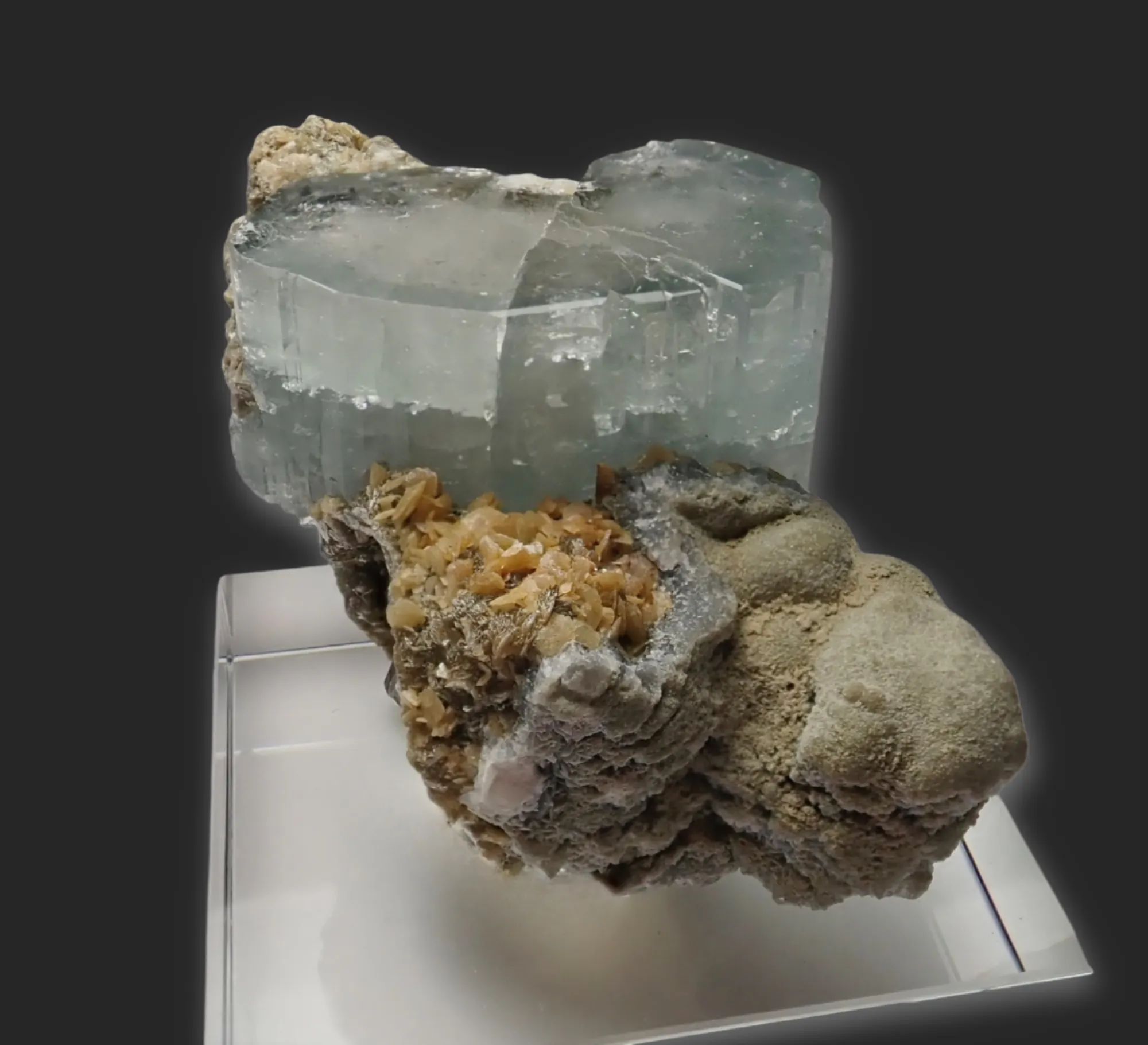 Blue Fluorapatite - image 1