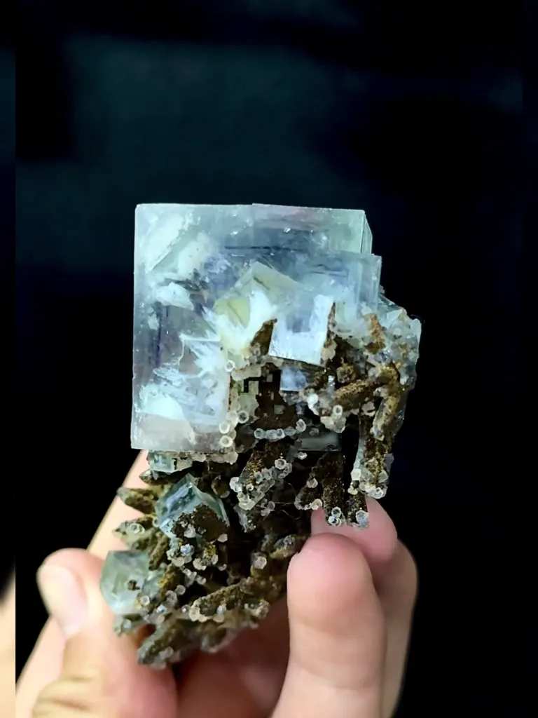 Blue Fluorite Coexists with Crystal and Calcite comes from Shizhuyuan，Chenzhou 45*80*40MM image