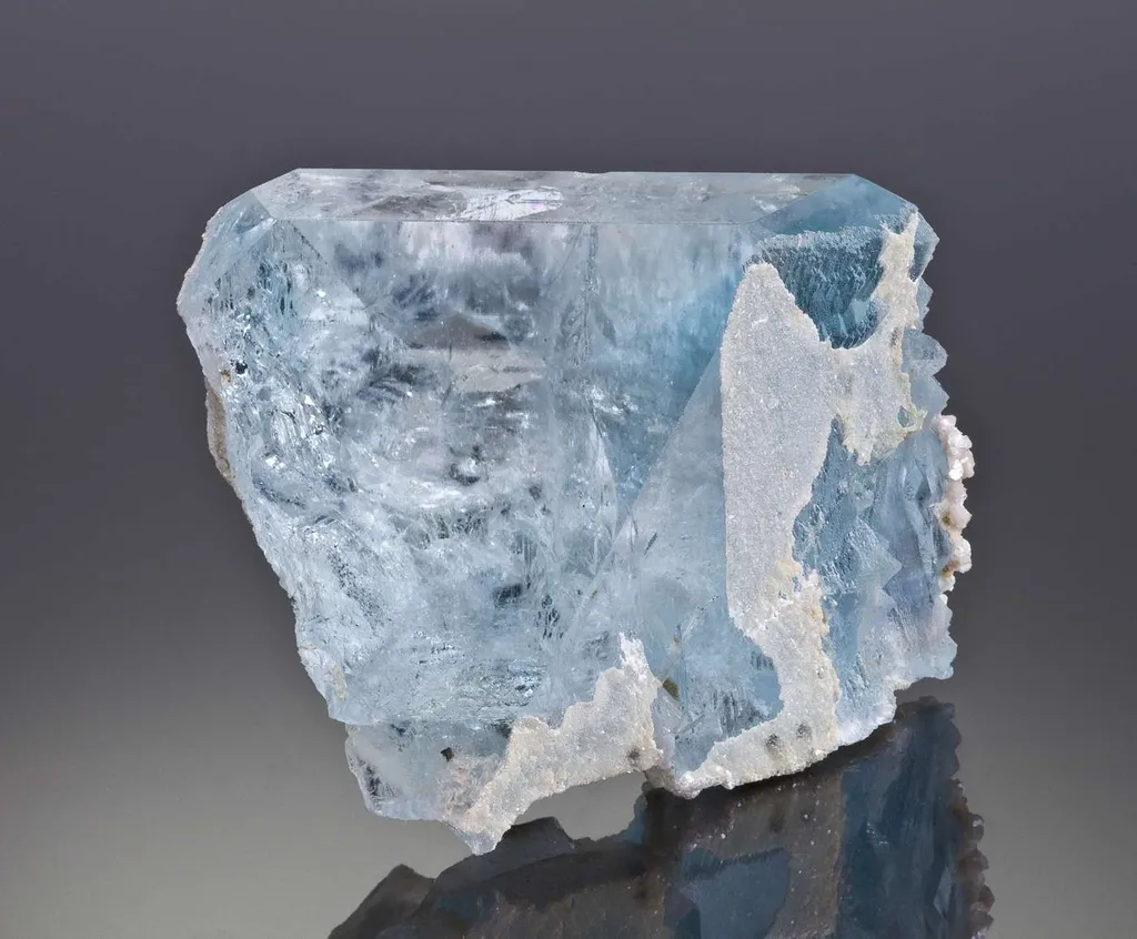 Blue Topaz With Lepidolite - image 2
