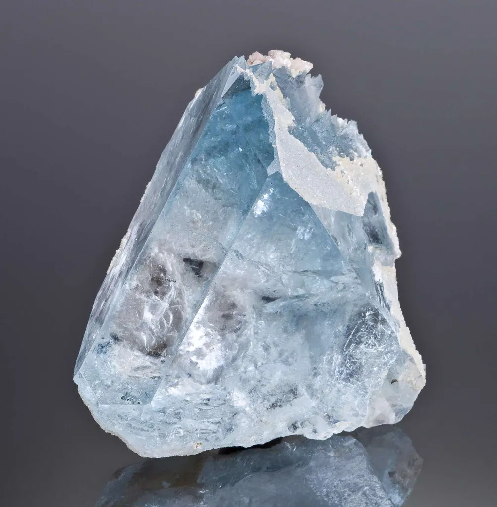 Blue Topaz With Lepidolite - image 4