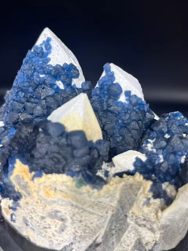 Blueberry‑Dark‑Blue Fluorite on Candle Milky Quartz Matrix, Inner Mongolia China Cabinet Specimen - image 5