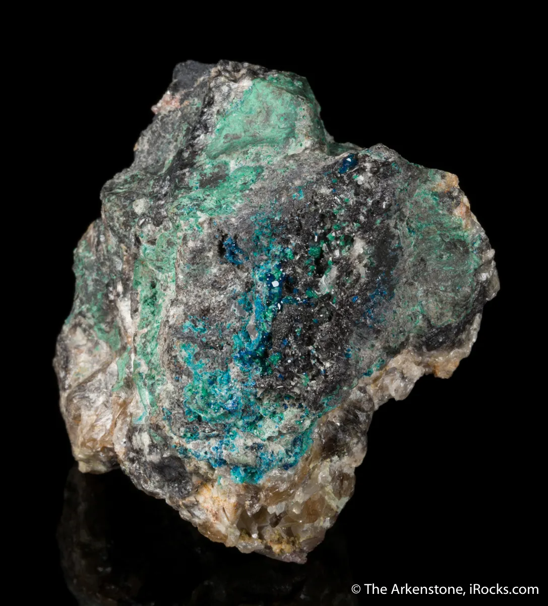 Boleite, Brochanite, Anglesite and Paralaurionite - image 4