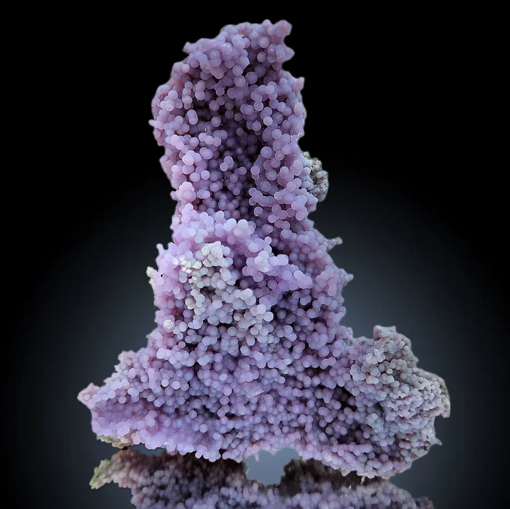 Botryoidal Grape Agate Specimen - image 6