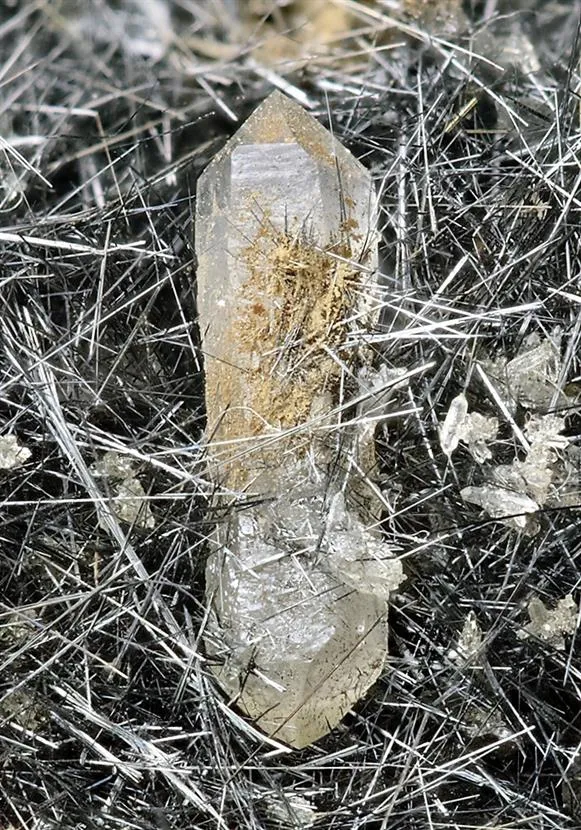 Boulangerite on Quartz - image 1