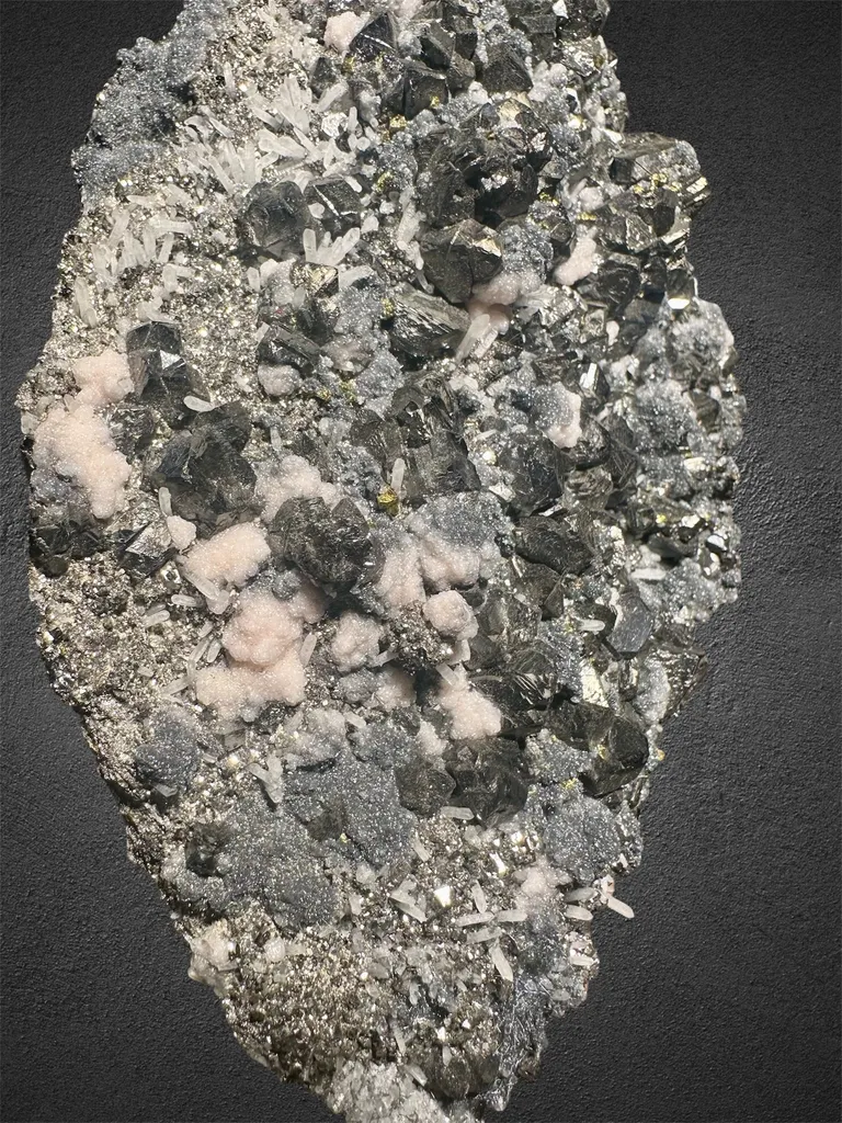 Boulangerite, Rhodochrosite, Arsenopyrite, Pyrite, Quartz & Sphalerite from Kosovo, Mitrovica District, Trepča complex, Trepča Stari Trg Mine - image 3