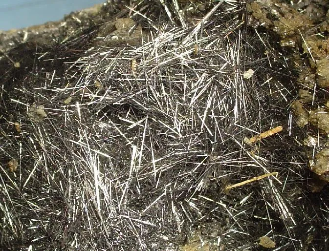 Boulangerite, Siderite - image 2