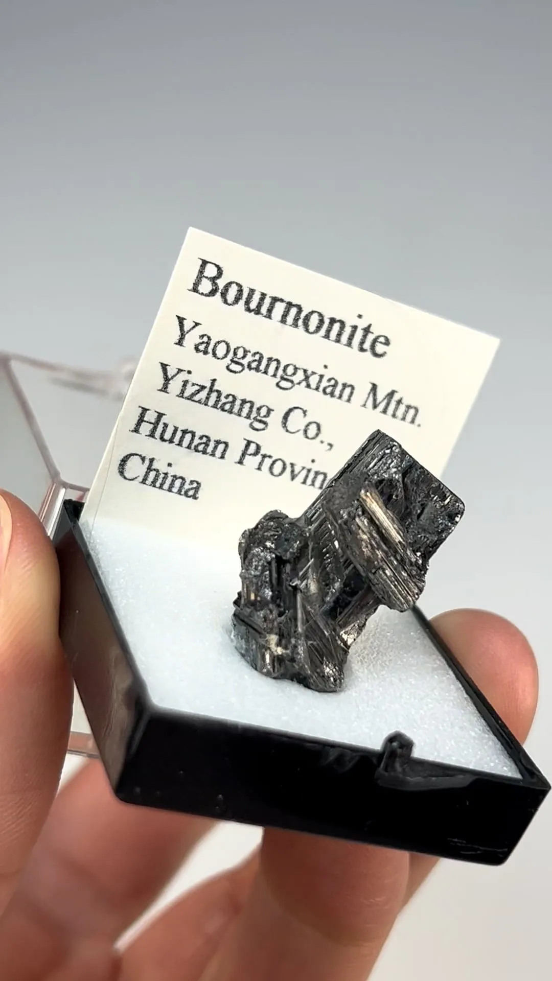 Bournonite - image 2