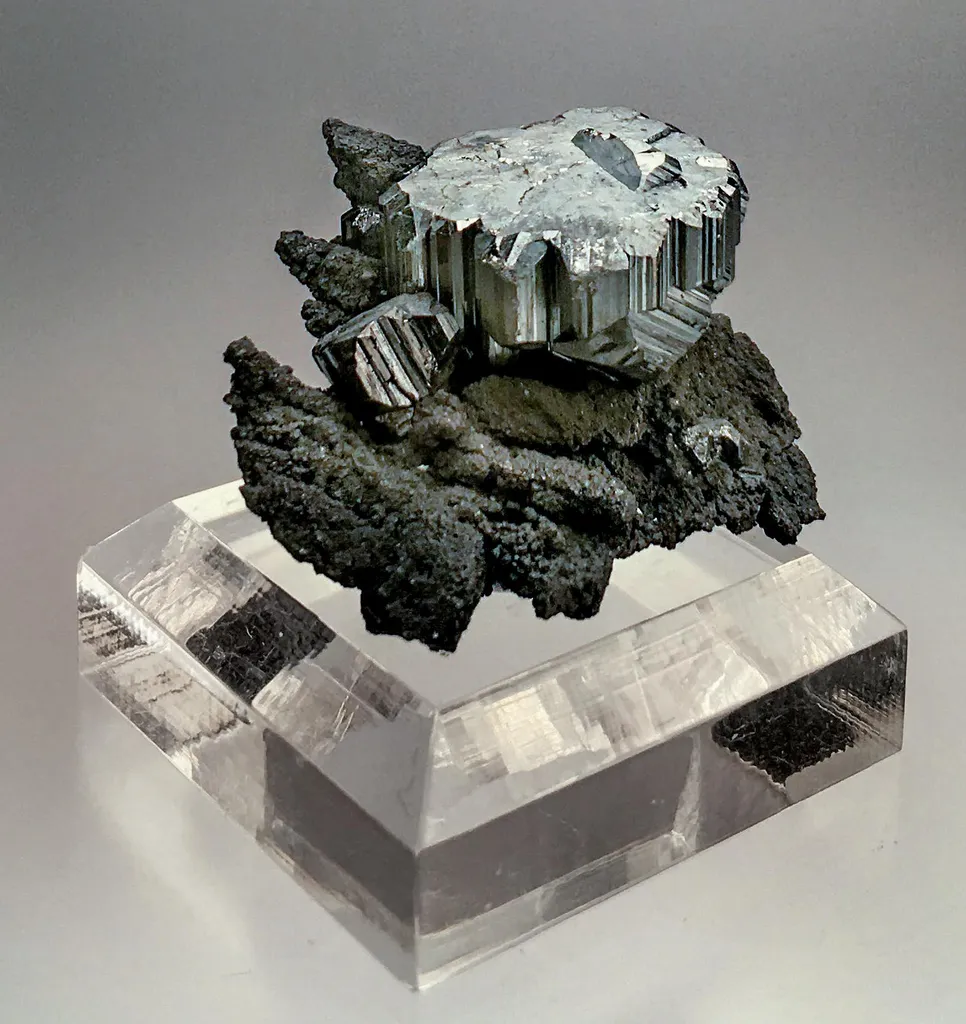 Bournonite image