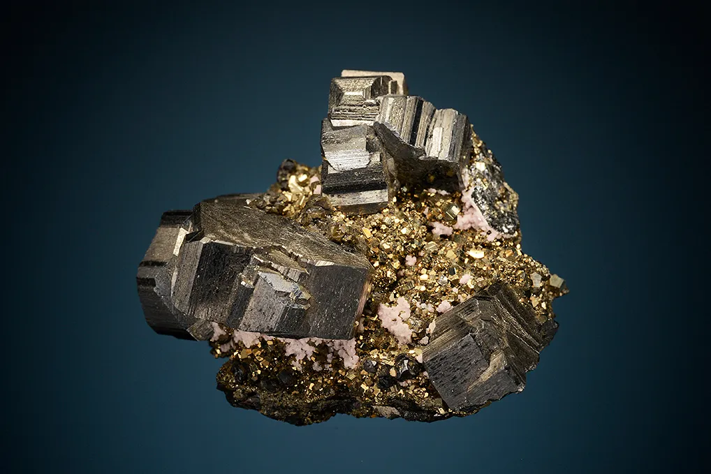 Bournonite on Pyrite - image 4