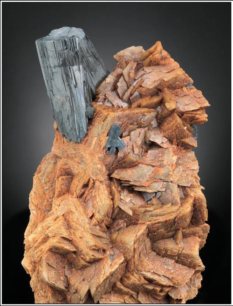 Bournonite, Siderite image