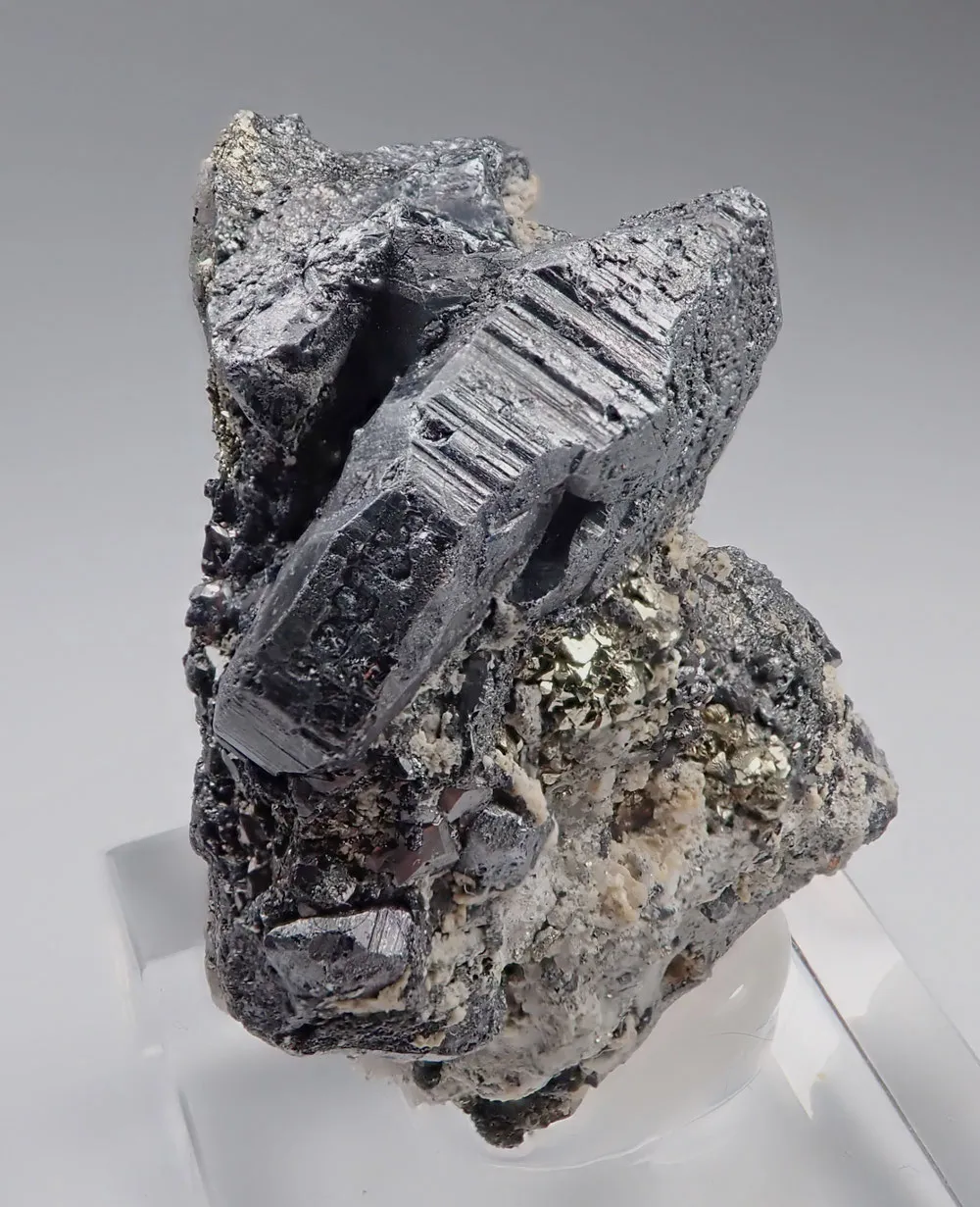 Bournonite with Pyrite - image 3