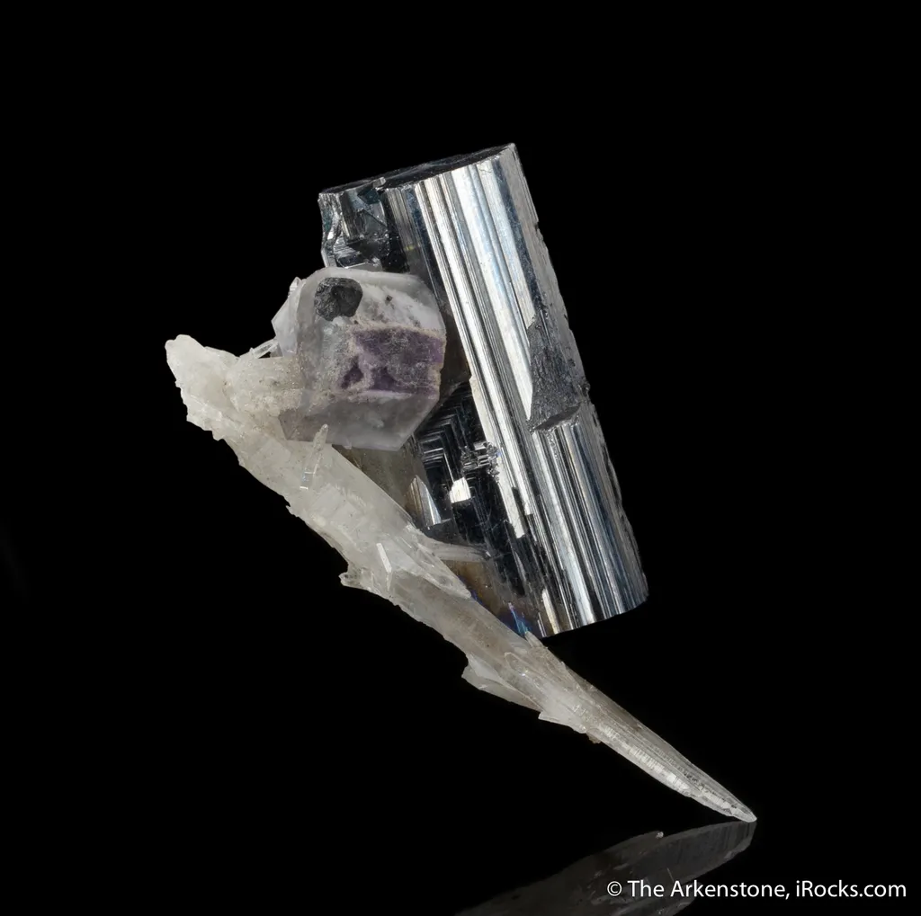 Bournonite with Quartz and Fluorite image