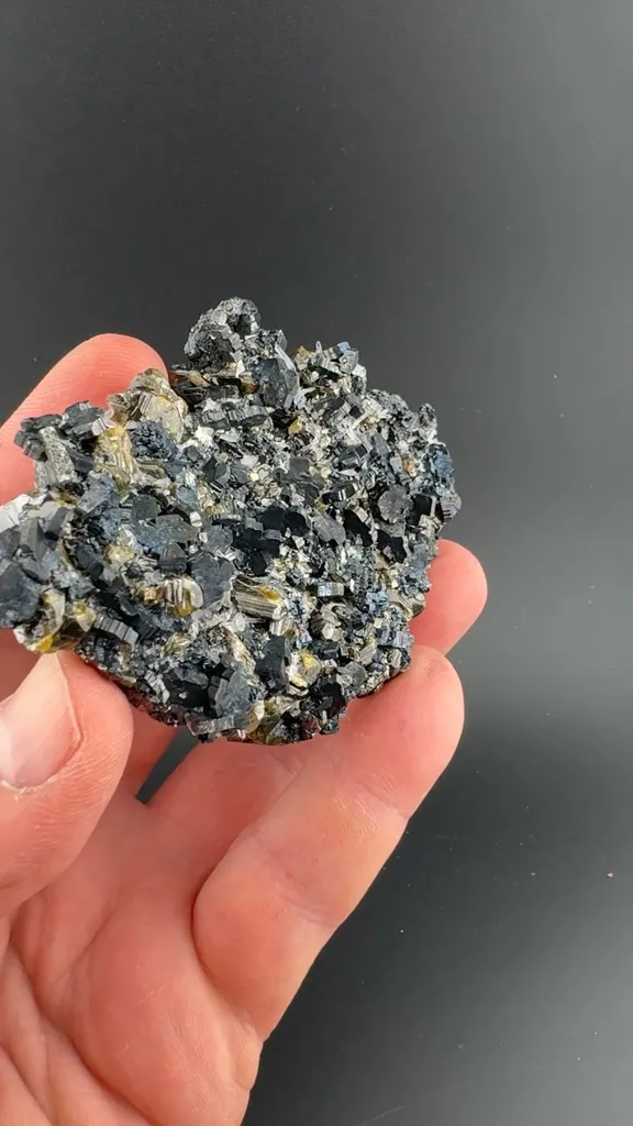 Bournonite with Sphalerite image